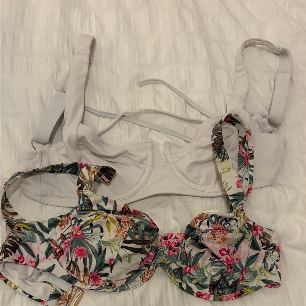 Victoria's Secret Multicolor Floral Bra